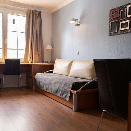 איסי-לה-מולינו Confortable Apartment Near Porte De Versailles מראה חיצוני תמונה